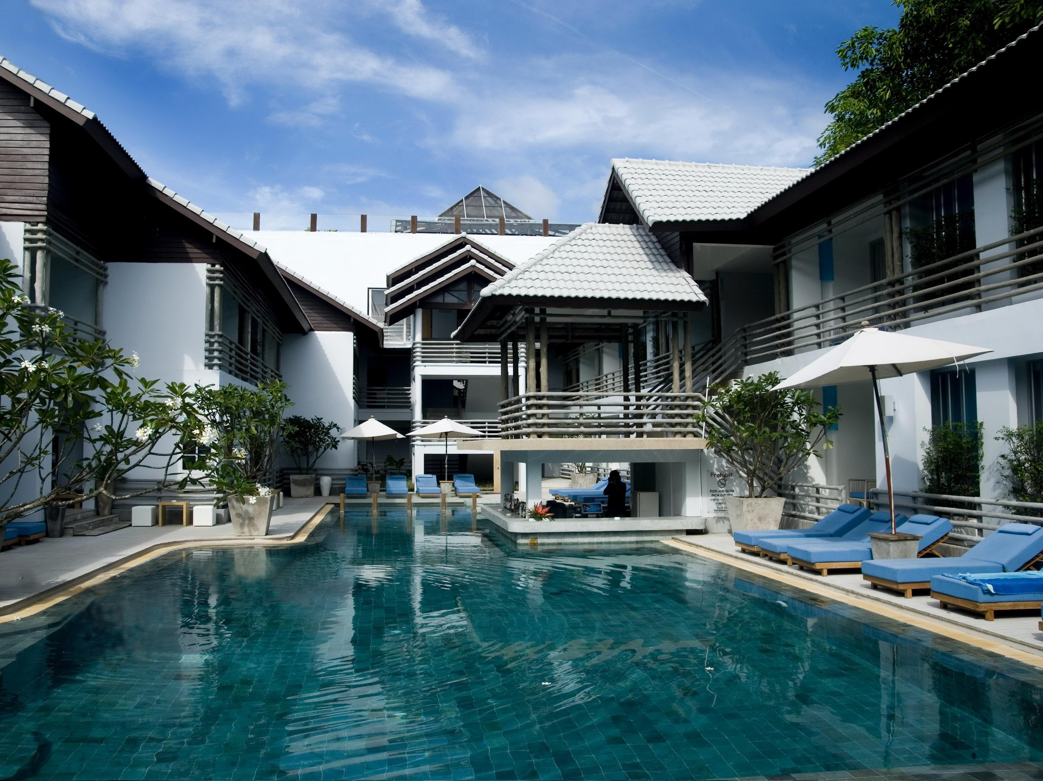 Ramada By Wyndham Phuket Southsea Hotel Buitenkant foto