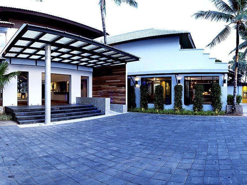 Ramada By Wyndham Phuket Southsea Hotel Buitenkant foto