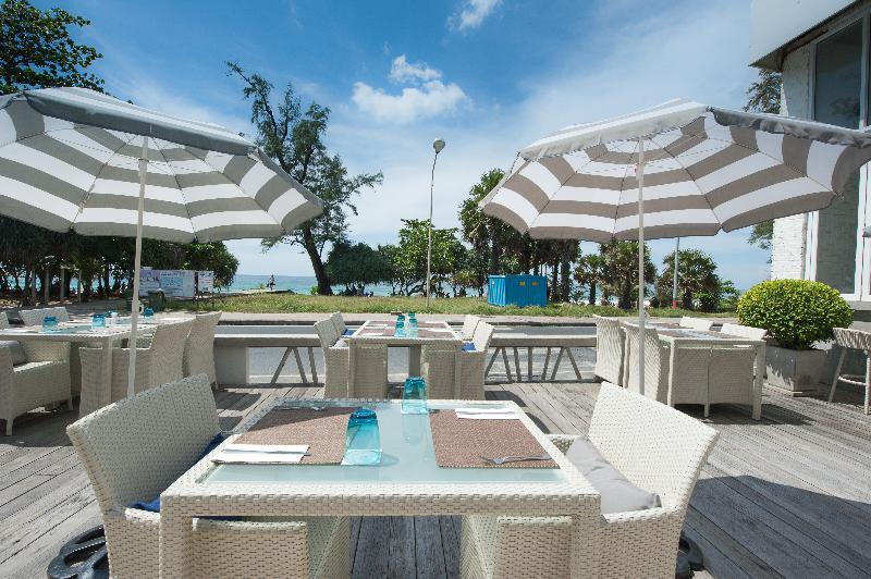 Ramada By Wyndham Phuket Southsea Hotel Buitenkant foto